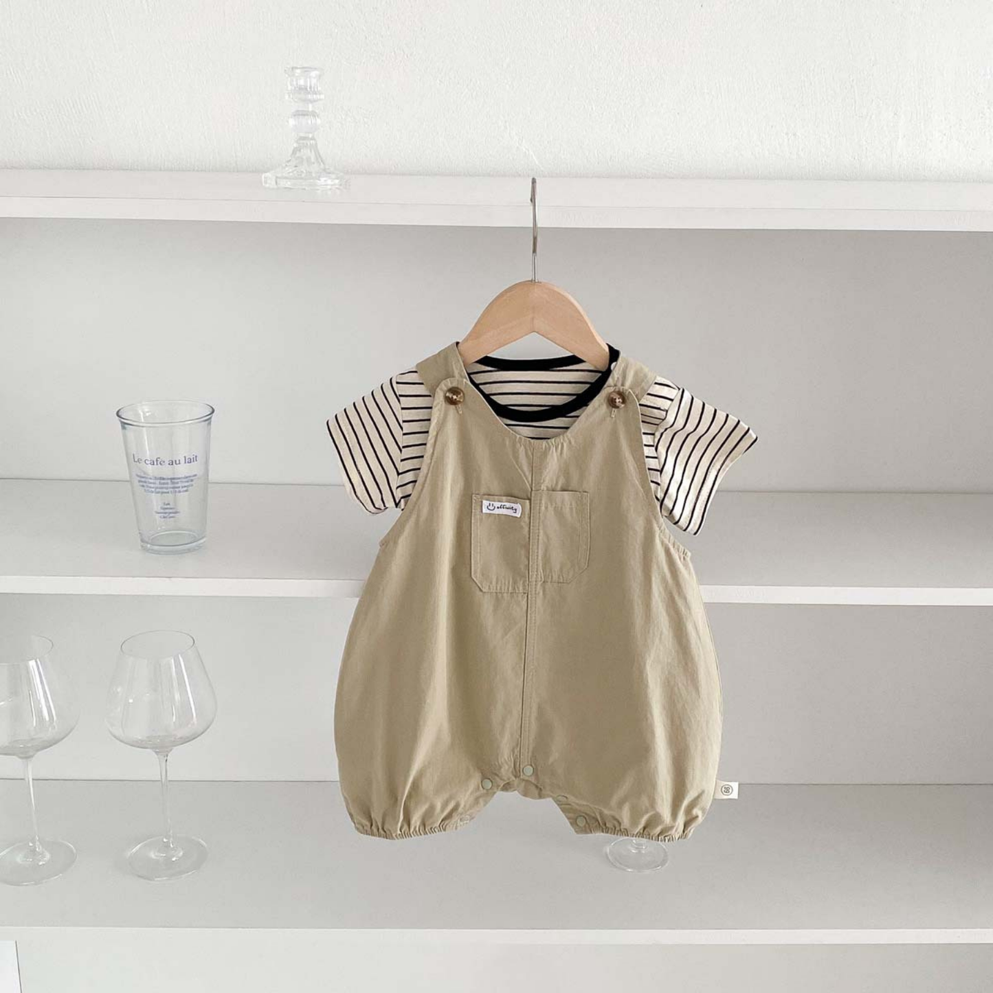 Salopette bébé - Éclat Sablé - Ensemble de deux pièce - T-shirt offert !