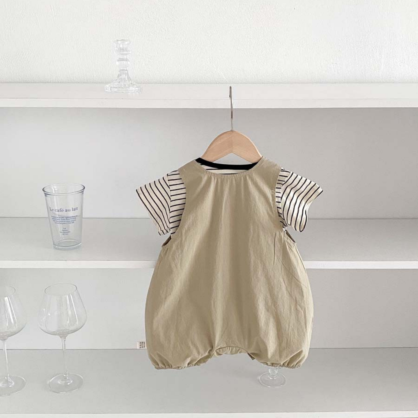 Salopette bébé - Éclat Sablé - Ensemble de deux pièce - T-shirt offert !