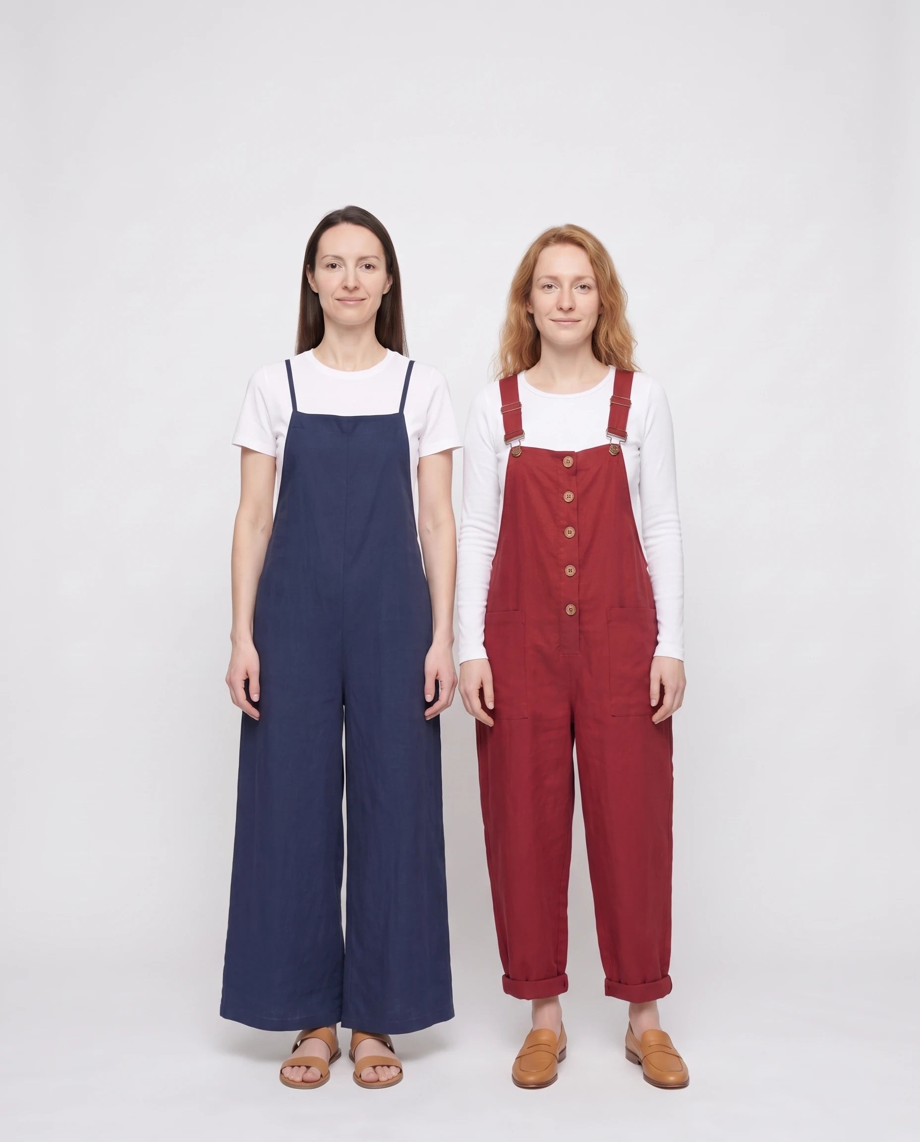 French Days Salopette Club : salopette bleu marine et salopette rouge sur fond blanc