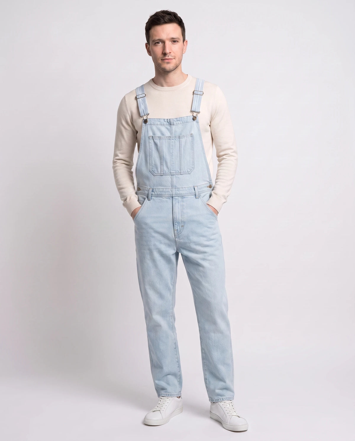 Salopette homme en jean Le Métro Bleu, coloris bleu ciel, vue de face en pied