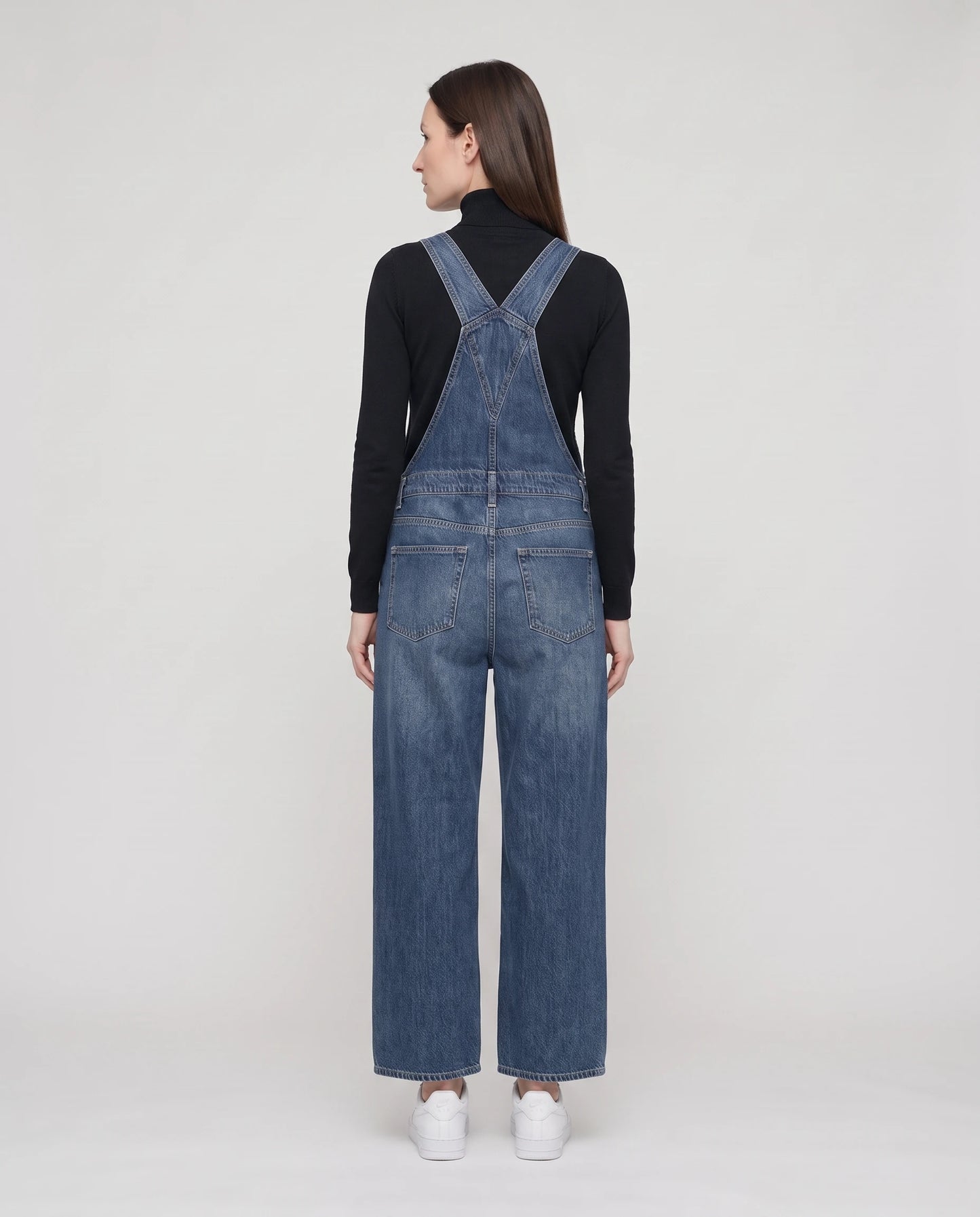 Salopette femme en denim jambes larges La Bourgeoise, coloris bleu foncé, vue de dos