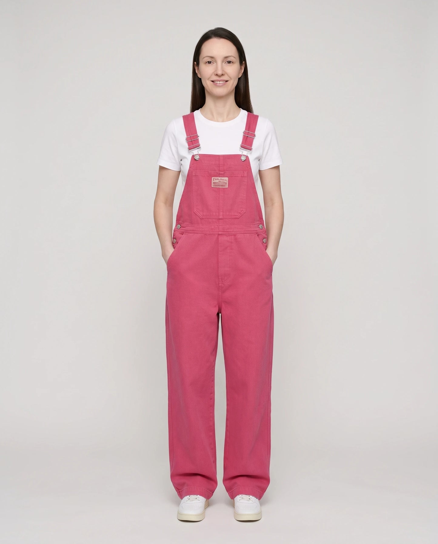 Salopette femme rose en denim La Framboise, coloris rose framboise, vue de face en pied